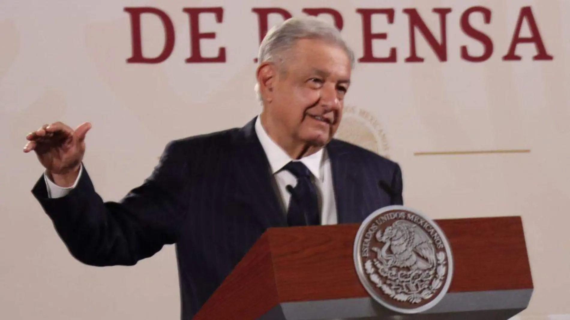 AMLO busca desaparecer FND